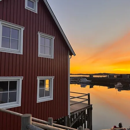 Ny Rorbu Med Fantastisk Havutsikt - Rett Ved Vannet - Inntil 6 Personer