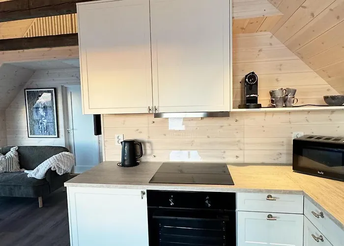 Ny Rorbu Med Fantastisk Havutsikt - Rett Ved Vannet - Inntil 6 Personer Apartamento