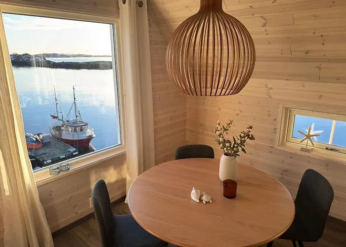 Ny Rorbu Med Fantastisk Havutsikt - Rett Ved Vannet - Inntil 6 Personer Bronnoysund