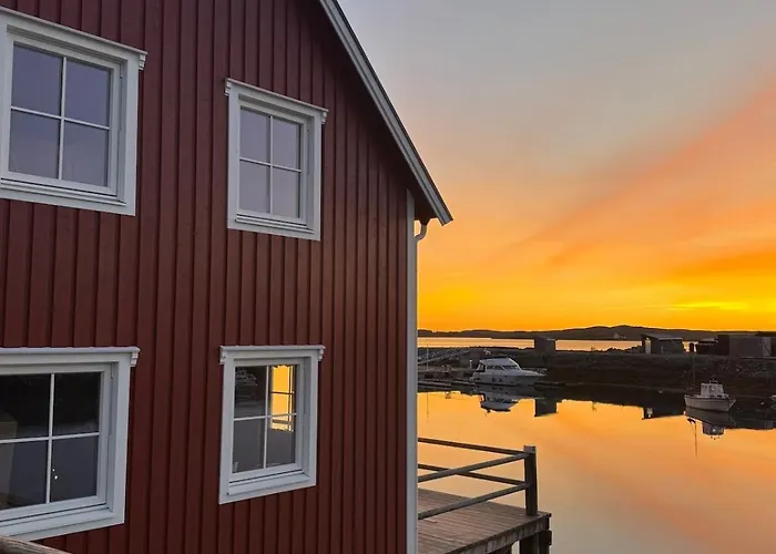 Ny Rorbu Med Fantastisk Havutsikt - Rett Ved Vannet - Inntil 6 Personer